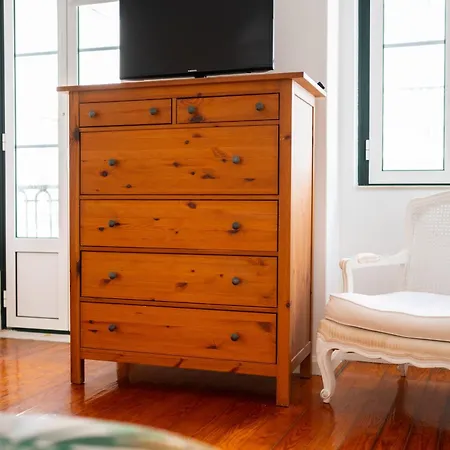 Modern Bairro Alto 旅馆 *